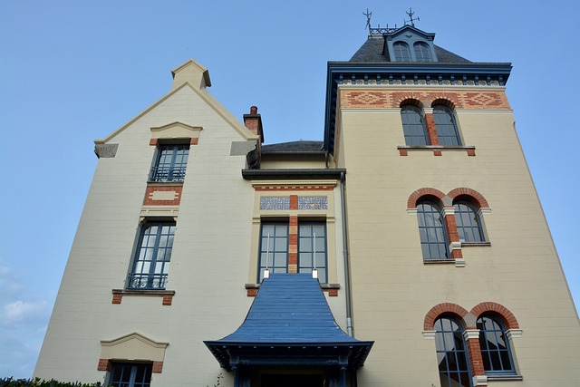 Nounou sortie école Neuilly sur Seine : tout savoir !