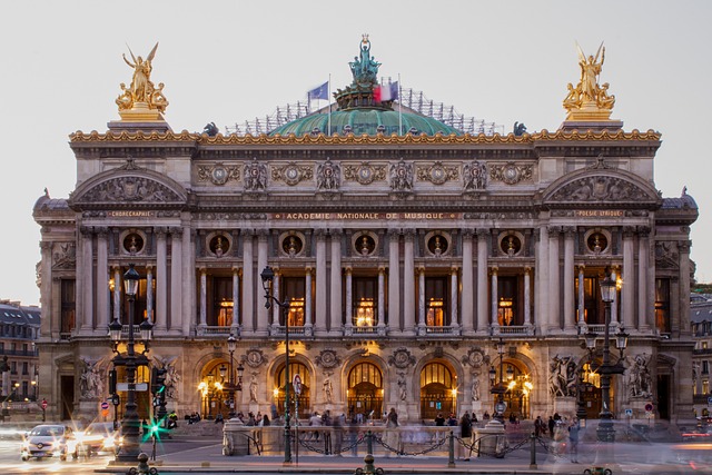 Garde d'enfants Paris 9 : trouvez votre nounou si vous habitez le 9ème arrondissement de Paris...