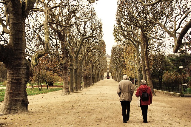 Garde d'enfants Paris 15 : tout savoir pour trouver sa nounou à Paris 15 !